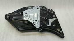 MERCEDES-BENZ Mercedes E Class W207 Rear Door Winder A2076700203 Window Regulator Rear Right — thumbnail 4