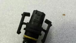 MERCEDES-BENZ MERCEDES W207 AIR TEMPERATURE SENSOR A6511530028 temperature sensor charge air line — thumbnail 4