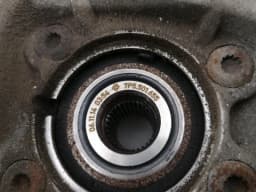 PORSCHE Porsche Cayenne 958 92A right rear hub 95833161210 wheel bearing housing rear right — thumbnail 9