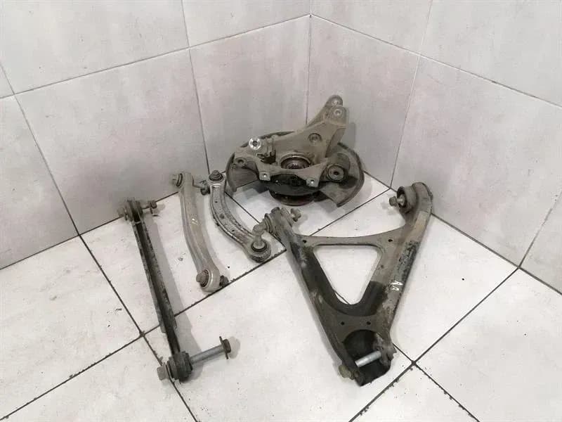 PORSCHE Porsche Cayenne 958 92A right rear hub 95833161210 wheel bearing housing rear right