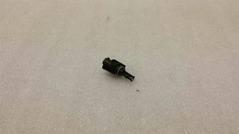 MERCEDES-BENZ MERCEDES W207 AIR TEMPERATURE SENSOR A6511530028 temperature sensor charge air line