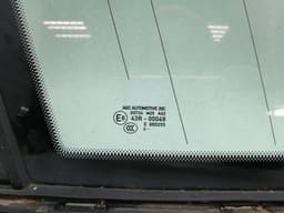 PORSCHE Porsche Cayenne 958 92A Left Rear Quarter Glass 95854411178 Door Glass 1/4 Rear — thumbnail 2