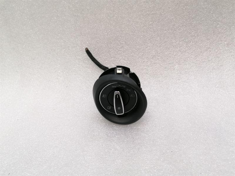 PORSCHE Porsche Cayenne 958 92A light switch 7P5857290A light switch