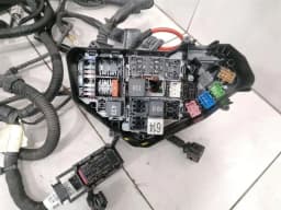 PORSCHE Porsche Cayenne 958 92A Engine Bay Fuse Box 7P5971072AL Fuse Box — thumbnail 10