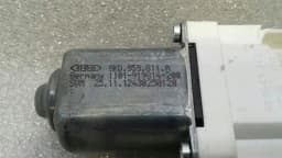 PORSCHE Porsche Cayenne 958 92A RRH door window motor 8K0959811A window regulator motor HR — thumbnail 6