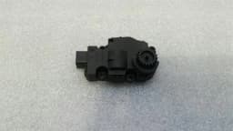 PORSCHE Porsche Cayenne 958 92A Vent Flap Motor 95861251201 Servo Motor — thumbnail 2