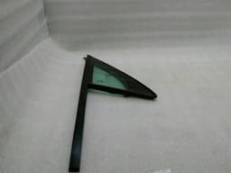 PORSCHE Porsche 958 92A Door Panel 1/4 Front Right 7P6845114 Right Front 1/4 Glass — thumbnail 1