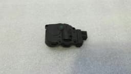 PORSCHE Porsche Cayenne 958 92A Vent Flap Motor 95861251201 Servo Motor — thumbnail 3