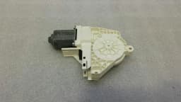 PORSCHE Porsche Cayenne 958 92A RRH door window motor 8K0959811A window regulator motor HR — thumbnail 4