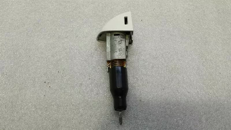 PORSCHE Porsche Cayenne 958 92A RHD Front Right Keyless Go 7P5837168 Right Hand Drive