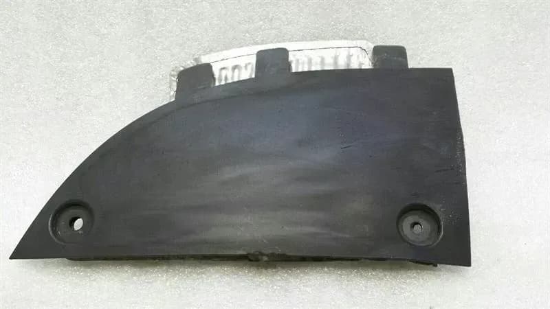 PORSCHE Porsche Cayenne 958 92A Right Rear Trim 7L5807086 Fairing Rear Right