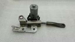 PORSCHE Porsche Cayenne 958 Left Seat Rear Up Down Adjustment 984686 Seat Engine Left — thumbnail 1