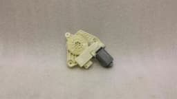MERCEDES-BENZ Mercedes C Class W205 Door Window Motor A2139069901 Window Regulator Motor Front LI — thumbnail 4