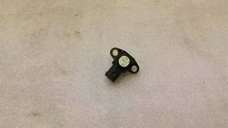 MERCEDES-BENZ MERCEDES C CLASS W205 PRESSURE SENSOR A0061539728 INTAKE MANIFOLD PRESSURE SENSOR OM651