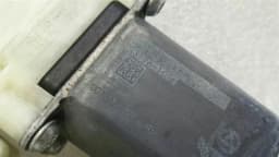 MERCEDES-BENZ Mercedes C Class W205 Door Window Motor A2139069901 Window Regulator Motor Front LI — thumbnail 2
