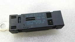 MERCEDES-BENZ Mercedes C Class W205 Aerial / Antenna A2058202200 Antenna Suppression Filter — thumbnail 5