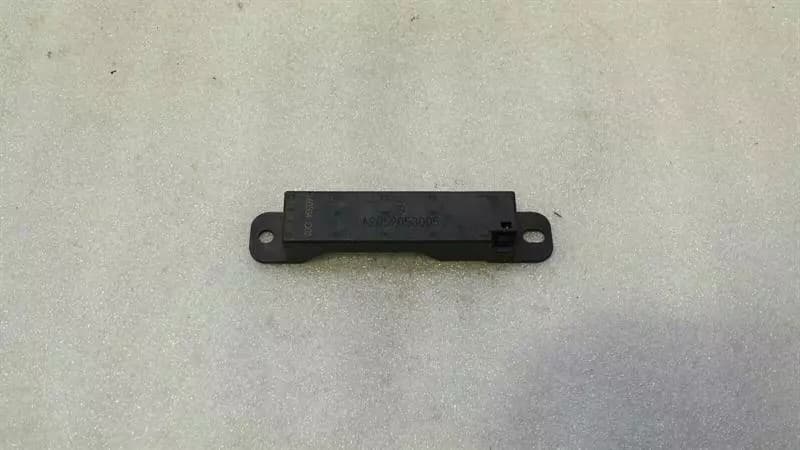 Mercedes C Class W205 Keyless Go Antenna A2059053005 Keyless Go Antenna