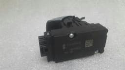 MERCEDES-BENZ Mercedes C Class W205 Park Brake Switch A2059056603 Switch PBM. — thumbnail 3
