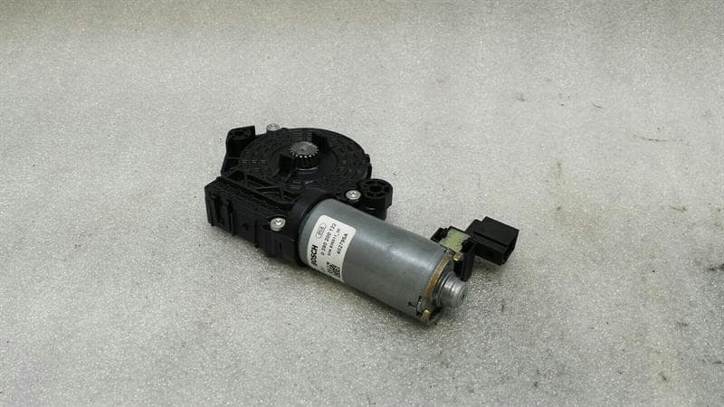 Mercedes C Class W205 Sun Roof Engine A2059064104 Sunroof Engine.