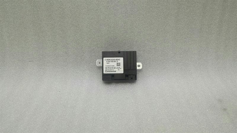 Mercedes C Class W205 Fuel Pump Module A0009006612 Fuel Pump Control Unit