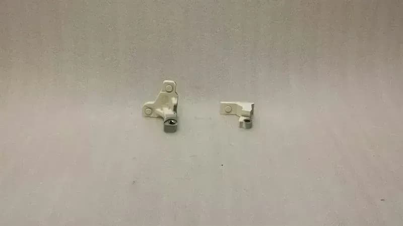 MERCEDES-BENZ Mercedes C Class W205 Front Right Door Hinge A2057200237 Door Hinge