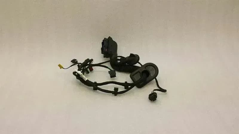 MERCEDES-BENZ Mercedes C Class W205 FLH Door Loom A2055408406 Door Wiring Harness Front Left