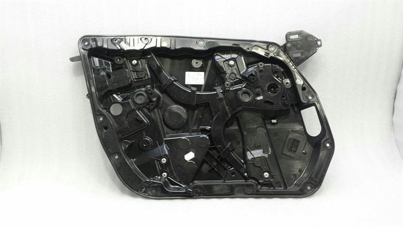Mercedes C Class W205 FLH Door Winder A2057204923 Front Left Window Regulator.