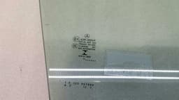 MERCEDES-BENZ Mercedes C Class W205 FRH Door Glass A2057250110 Door Window Front Right VR RE — thumbnail 2