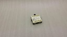 MERCEDES-BENZ Mercedes C Class W205 FLH Door Module A2059001311 Door Control Unit Front Left — thumbnail 4