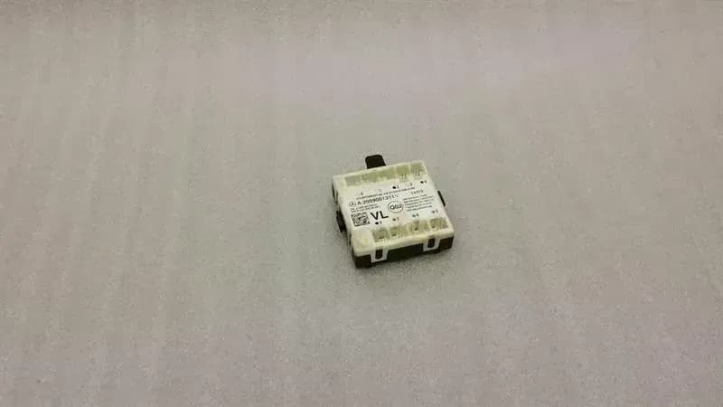 MERCEDES-BENZ Mercedes C Class W205 FLH Door Module A2059001311 Door Control Unit Front Left