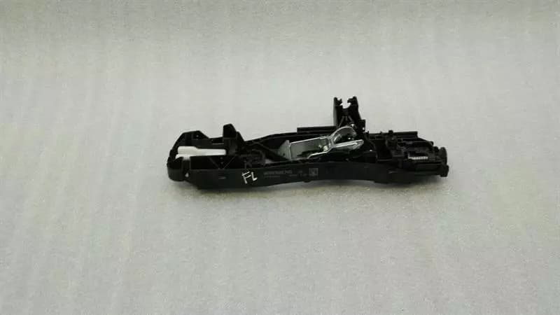 Mercedes C Class W205 FLH door handle carrier A0997601700 door handle carrier VL