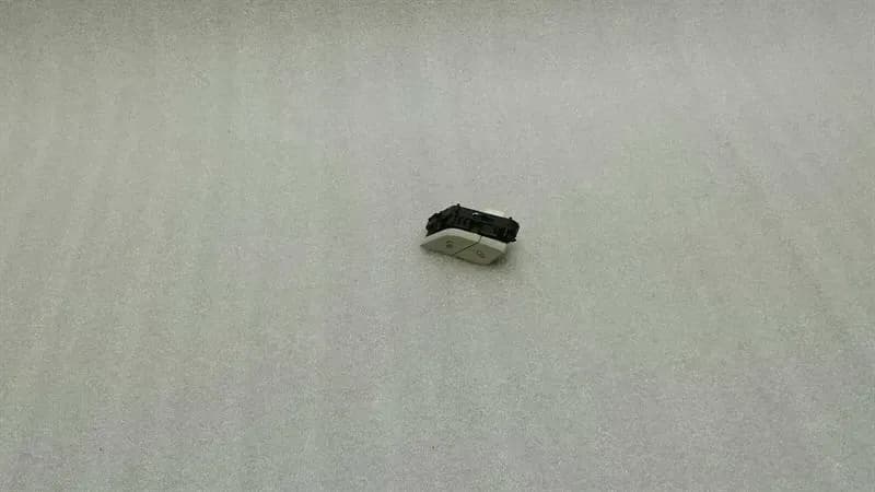 Mercedes C Class W205 Door Lock Switch A2059055151 Door Lock Switch RE