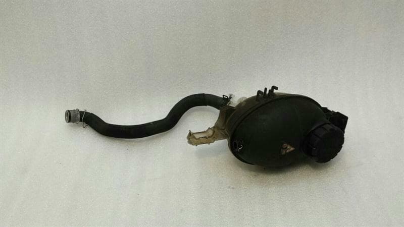 MERCEDES-BENZ Mercedes CLS W218 expansion tank A2045000749 expansion tank coolant