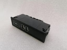 MERCEDES-BENZ Mercedes C Class W205 USB Input Module A2058200526 USB Female SD — thumbnail 7