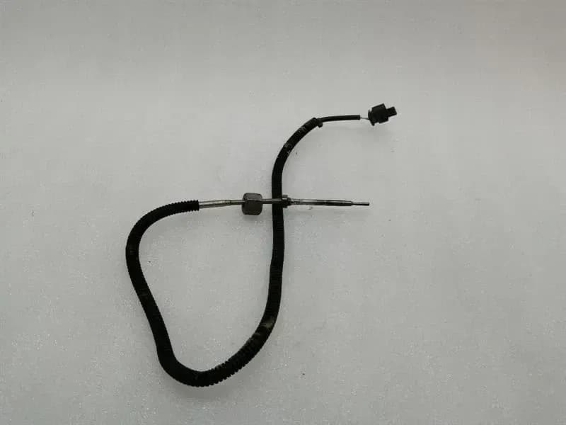 Mercedes C Class W205 Lambda Sensor A0009058705 Oxygen Sensor Temperature OM651