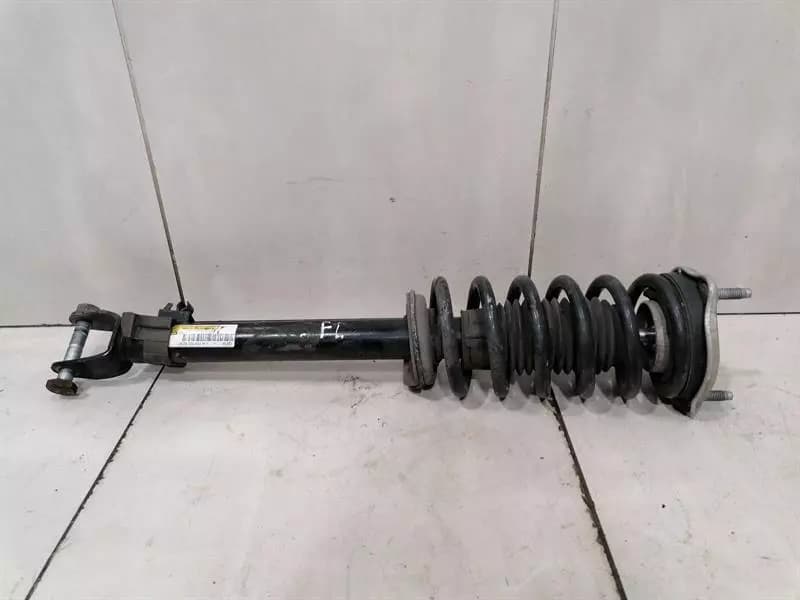 Mercedes C Class W205 Shock Absorber Front A2053209230 Front Shock Absorber