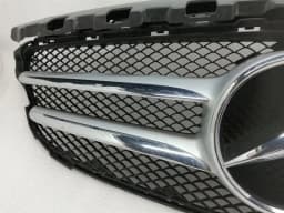 MERCEDES-BENZ Mercedes C Class W205 front grille A2058880160 radiator grille — thumbnail 5
