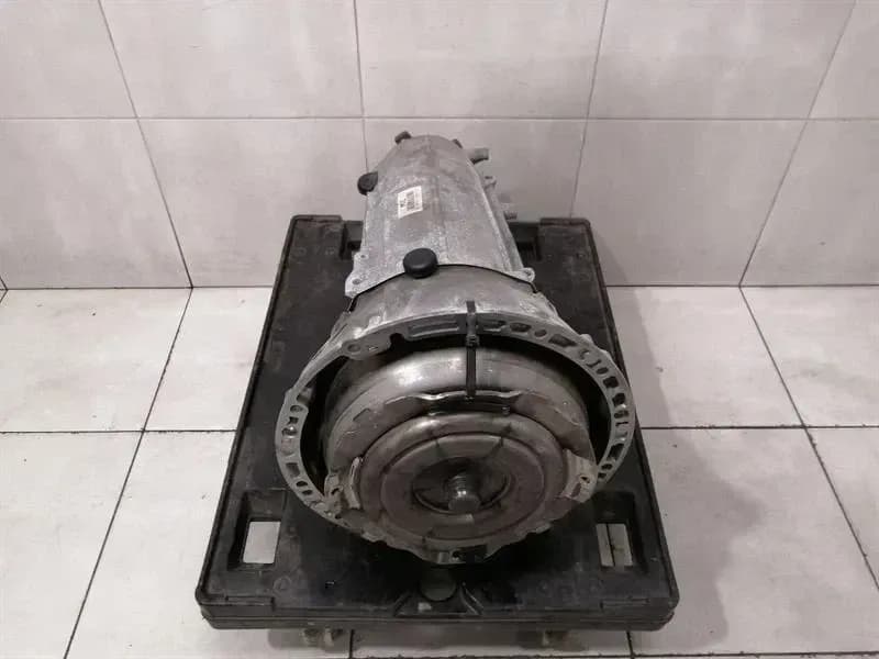 Mercedes C Class W205 Car Gearbox A2052706601 Transmission 722.908 OM651