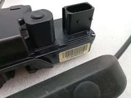 CHEVROLET Chevrolet Corvette C6 Z06 LS7 Door Lock 10352332 RH Door Lock — thumbnail 7