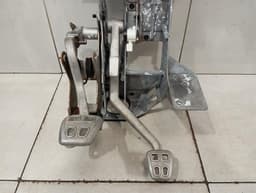 CHEVROLET CHEVROLET CORVETTE C6 Z06 LS7 BRAKE PEDAL 15211485 BRAKE PEDAL — thumbnail 2