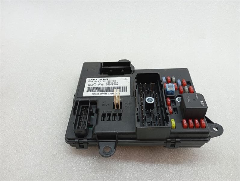 CHEVROLET Chevrolet Corvette C6 Z06 LS7 Fuse Box 15916669 Fuse Box