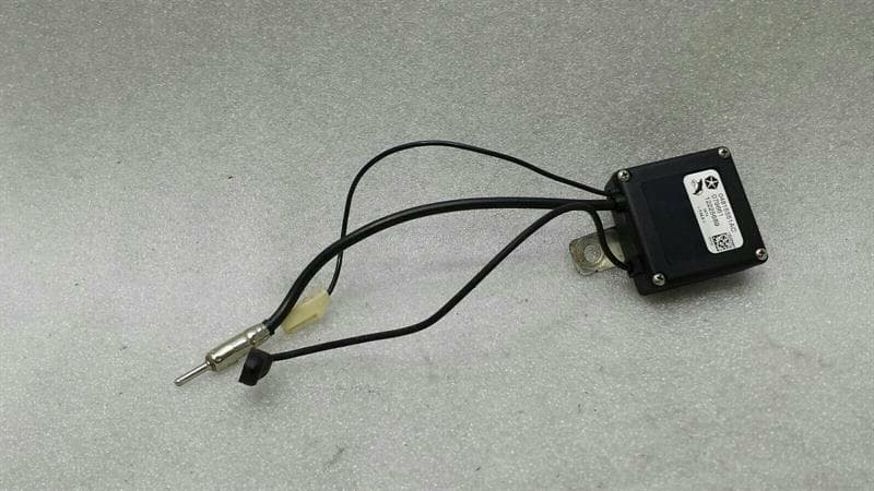 DODGE VIPER SRT-10 8.3 Antenna Amplifier 04815551AC Antenna Amplifier