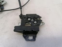 CHEVROLET Chevrolet Corvette C6 Z06 LS7 Bonnet Lock 15910867 Hood Lock — thumbnail 9