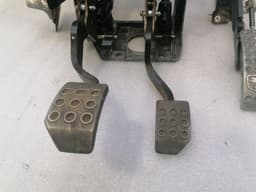 DODGE Dodge Viper SRT-10 8.3 brake, clutch and gas pedal set 5290890AG pedal set — thumbnail 3