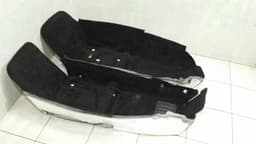 DODGE Dodge Viper SRT-10 8.3 front floor carpet 0TU02DX9AC fairing — thumbnail 4