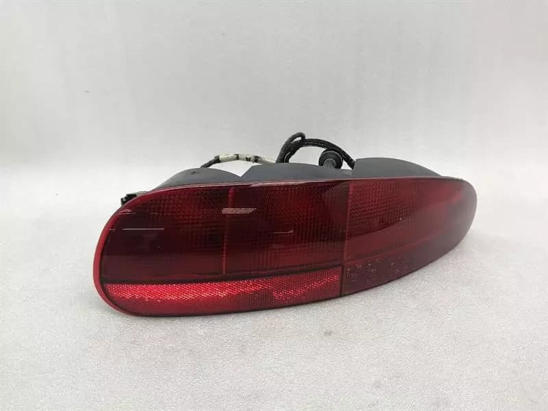 DODGE Dodge Viper SRT-10 8.3 Right Rear Light 05030320AB Tail Light Rear Right