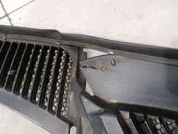 DODGE Dodge Viper SRT-10 8.3 Hood To Cowl Weatherstrip 4865985AB Cover — thumbnail 6