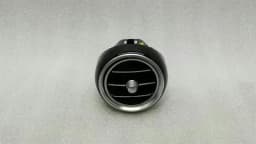 MERCEDES-BENZ Mercedes C Class W205 RHD Left Air Vent A2058303804 Right Hand Drive — thumbnail 1