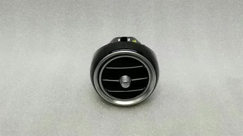 MERCEDES-BENZ Mercedes C Class W205 RHD Left Air Vent A2058303804 Right Hand Drive