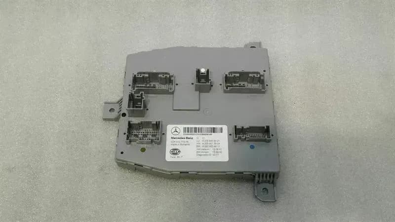 MERCEDES-BENZ Mercedes C Class W205 Electronic Module A2059009321 ECU SAM Unit